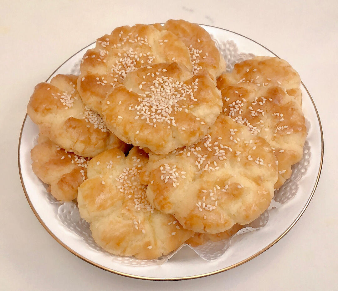 轻轻一按就碎掉的原味桃酥（不输猪油版）