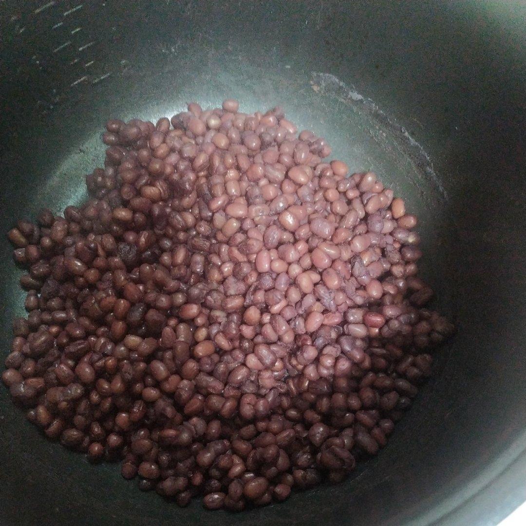 百搭甜品的「蜜红豆」 电饭煲懒人版