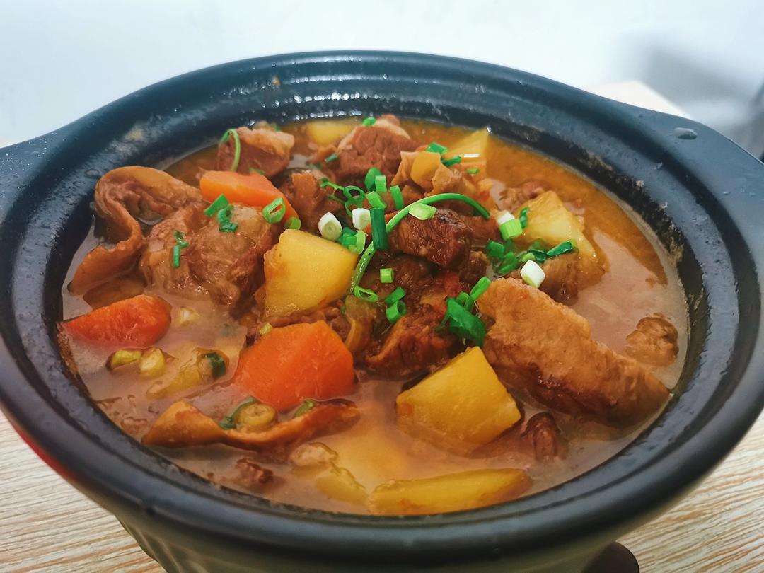 番茄土豆炖牛腩