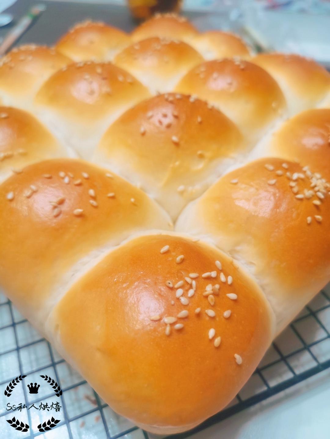 牛奶小餐包#经典早餐面包～松软好味道