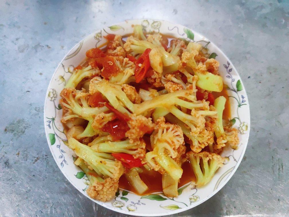 肥肥oo做的有机花菜炒西红柿