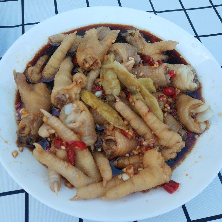 绝对不会后悔的酸辣鸡爪