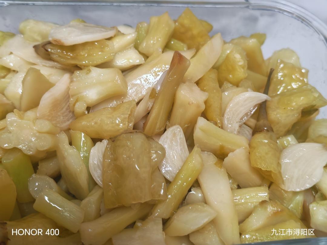 【泡椒花菜梗】开胃小菜又添后起之秀，酸爽够味嘎嘣脆！