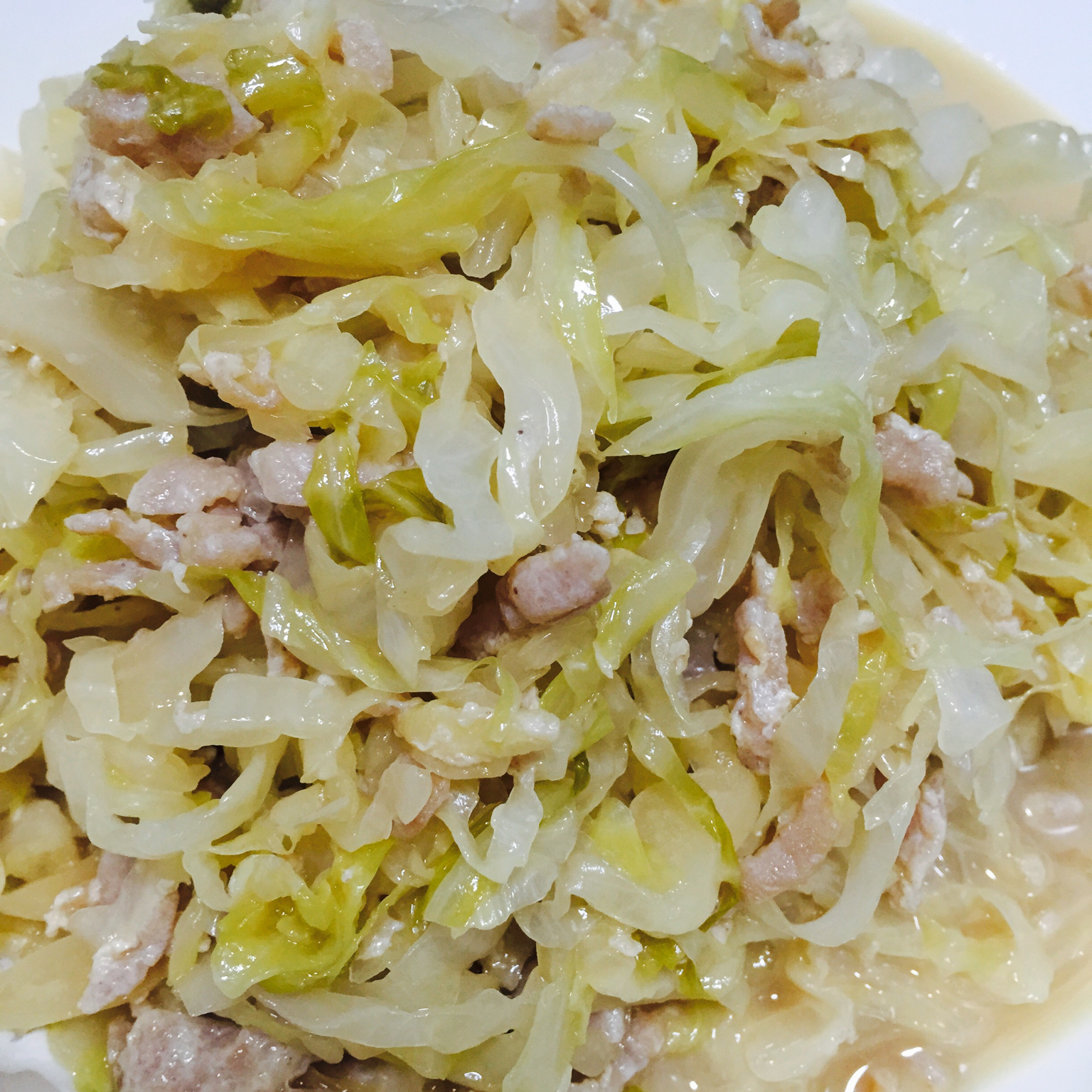 五花肉炖酸菜【最爱妈妈菜】