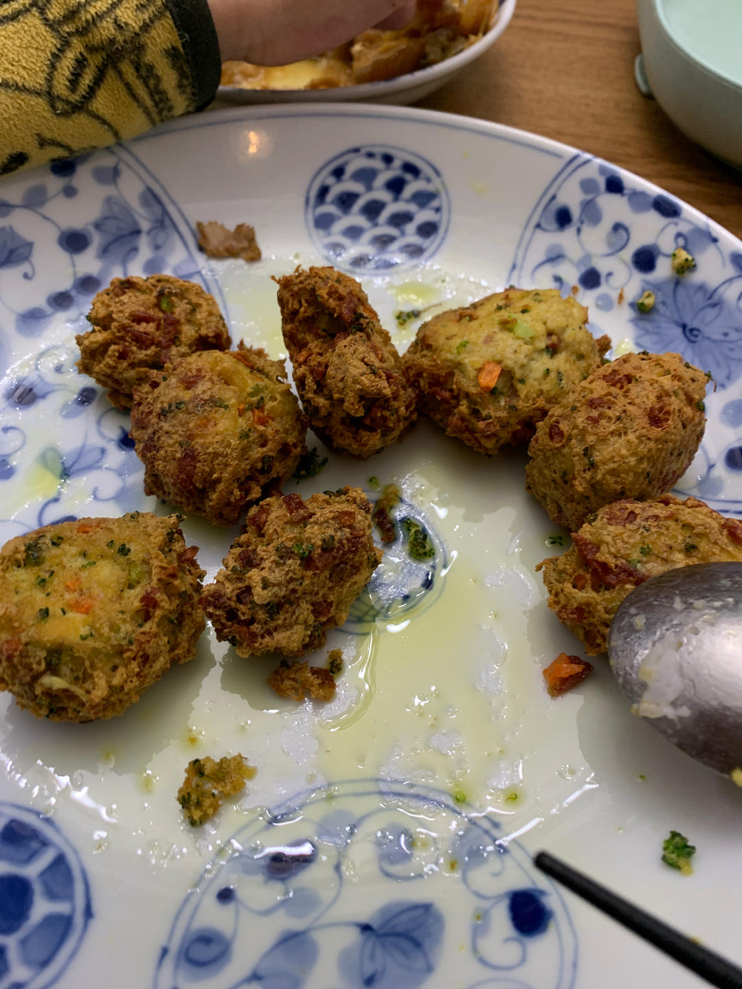 香酥豆腐丸子（外酥里嫩）