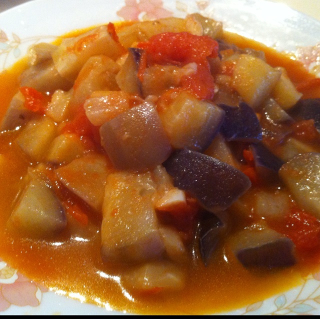 天使小不拉点子做的西红柿炖茄子