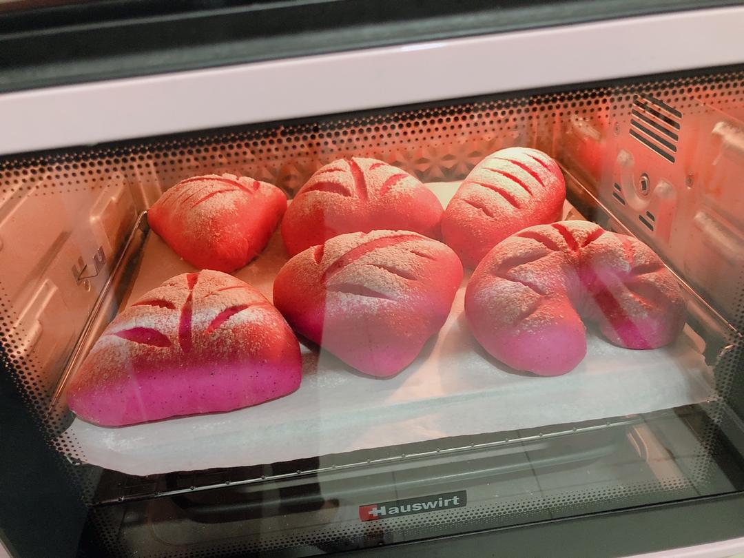 火龙果麻薯软欧