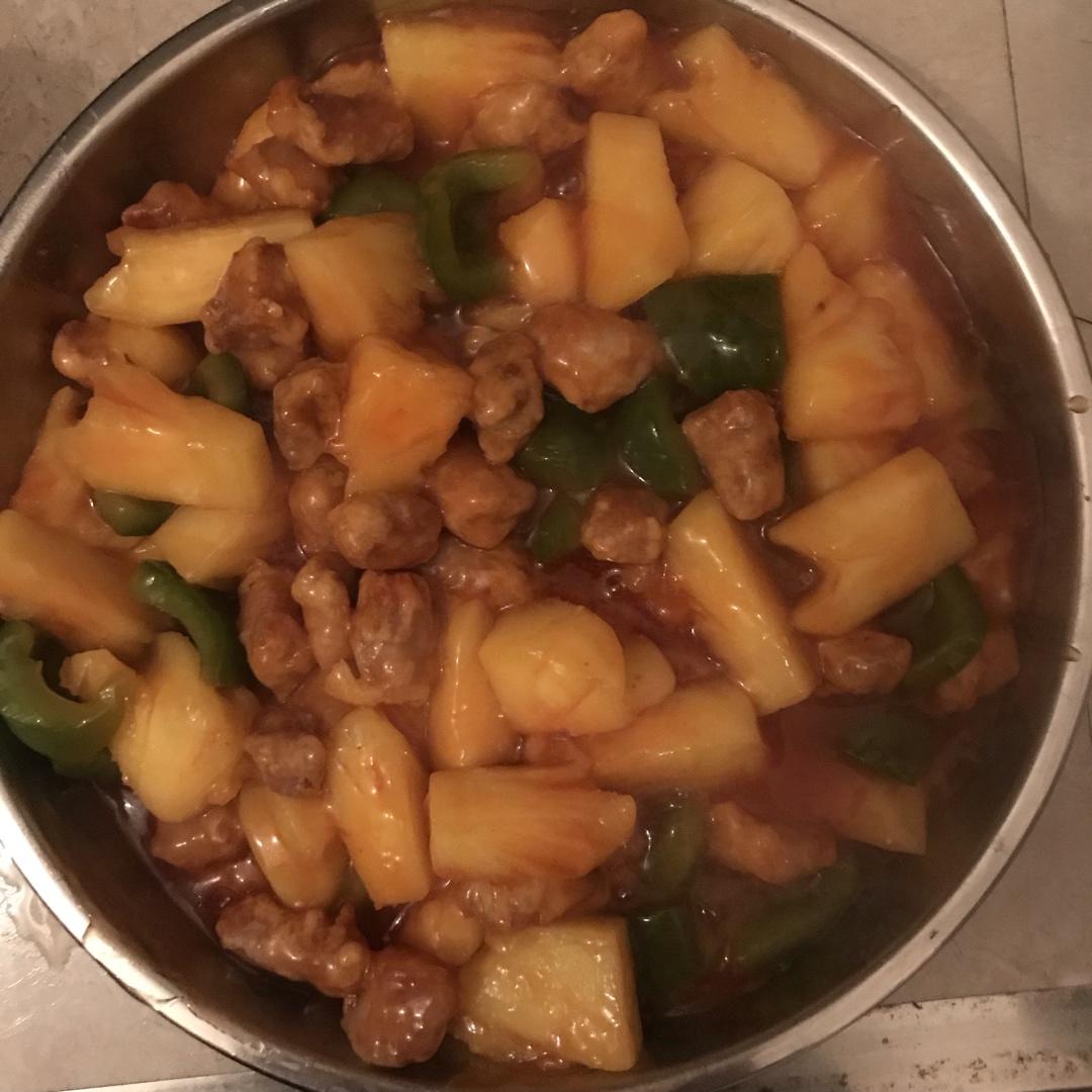 菠萝咕噜肉