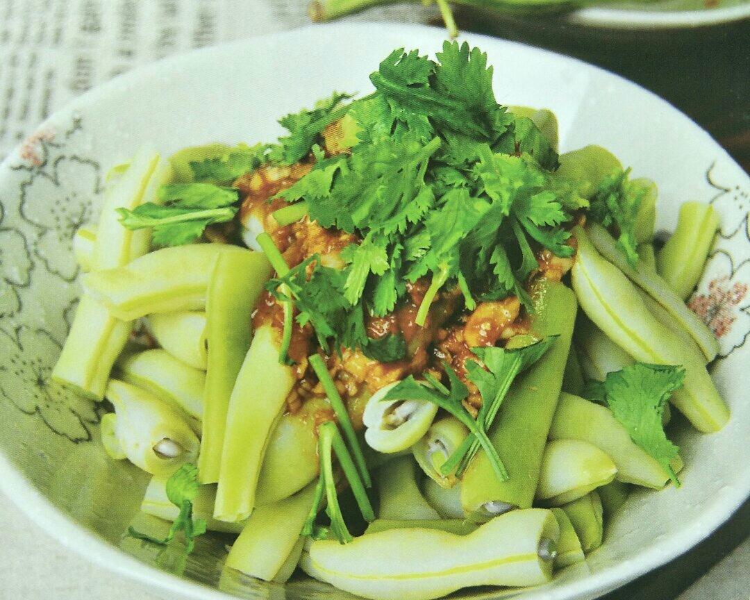 凉拌芸豆,最好选择嫩芸豆.