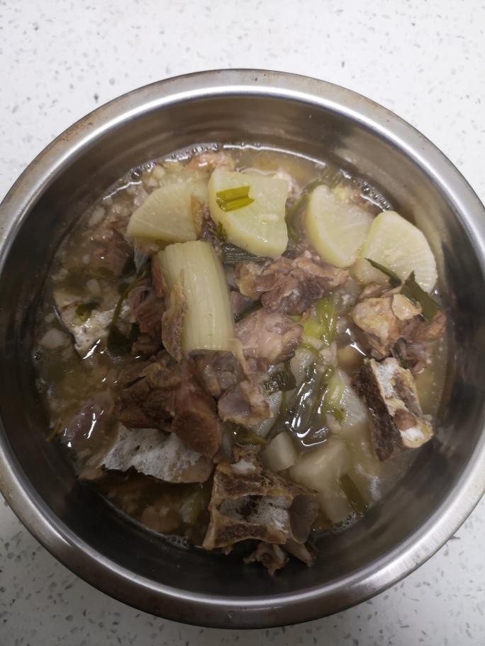 简单的羊肉汤