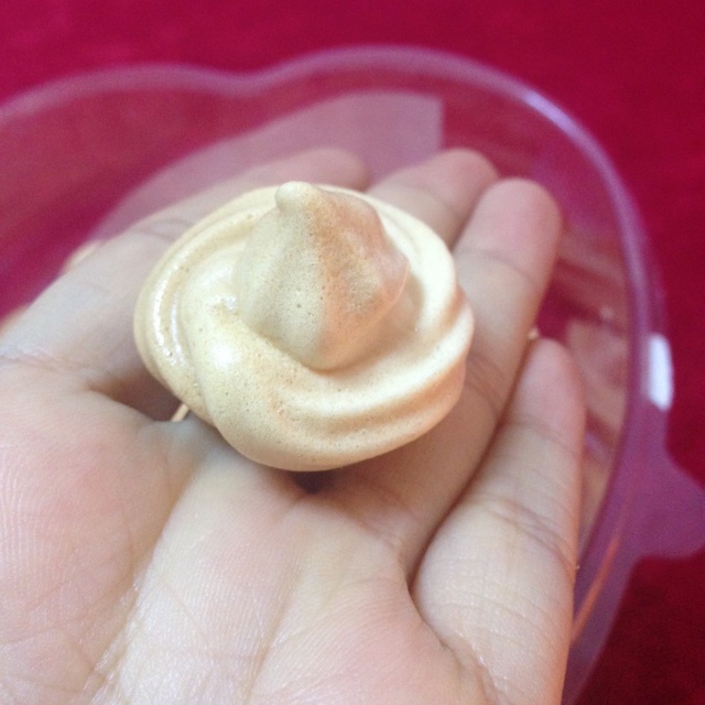 蛋白糖（烤箱做蛋白糖）