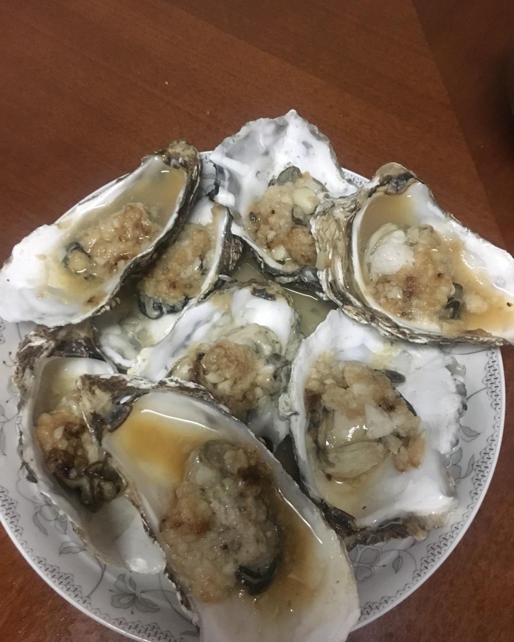 蒜蓉蒸生蚝