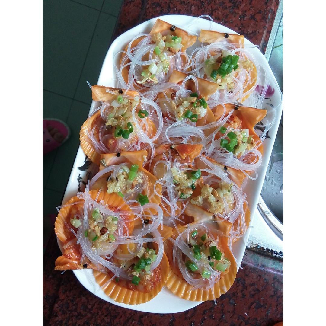 蒜蓉粉丝蒸扇贝