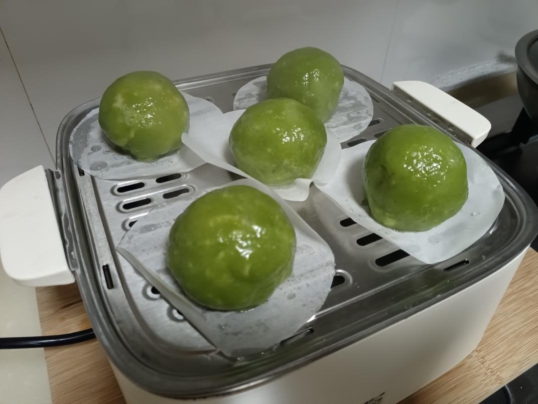 最爱这一抹绿—记一颗软糯不硬的青团