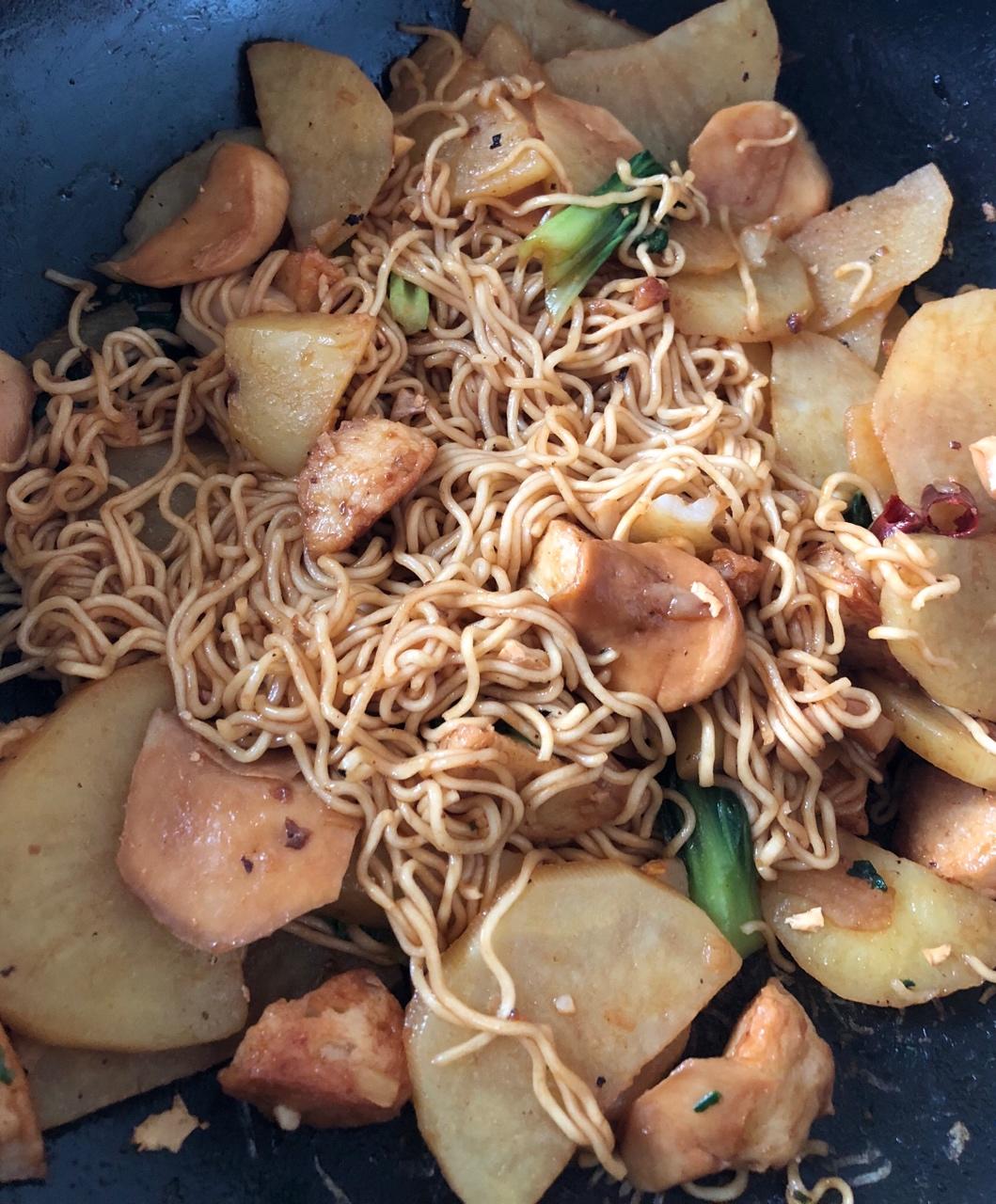 超下饭的麻辣香锅（超详细步骤）