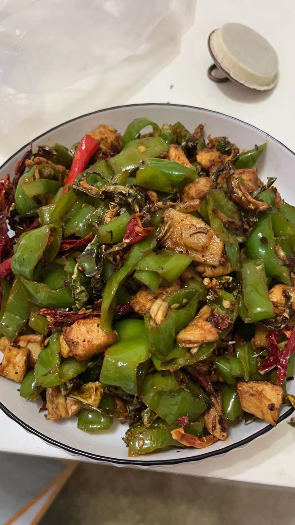 青椒炒鸡丁