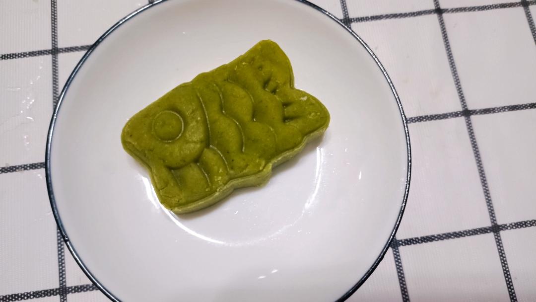 冰冰凉凉🧊流心绿豆糕☘️这个配方太好吃啦‼️