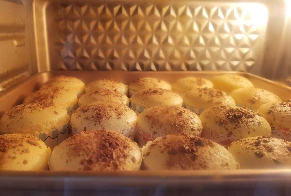 纸杯蛋糕 8寸戚风蛋糕的量