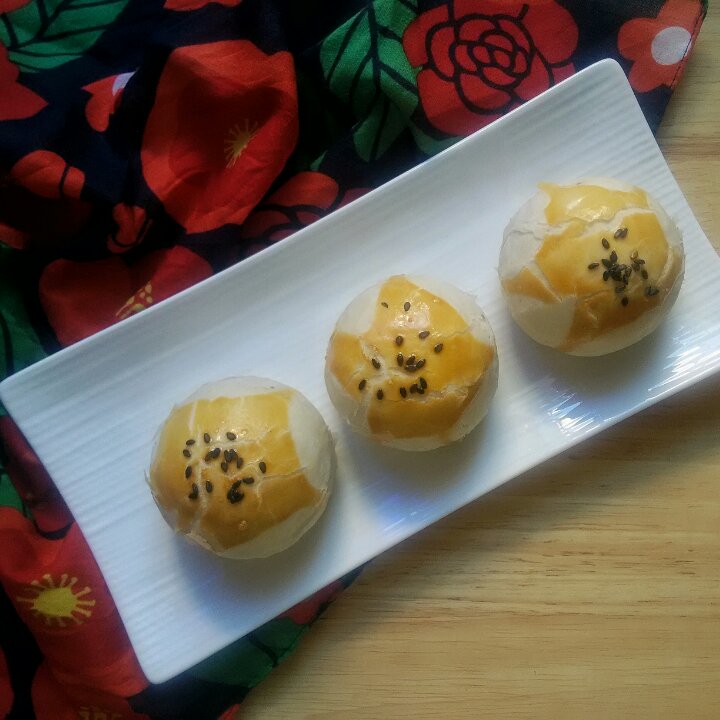 蛋黄酥~紫薯、抹茶、原味~花好月圆，中秋快乐~内附一次做六色蛋黄酥方法~