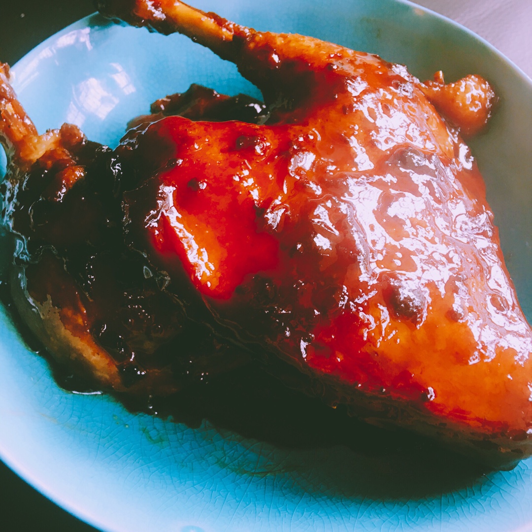 酱烧鸭腿
