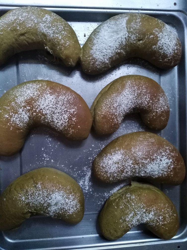 抹茶麻薯红豆软欧包