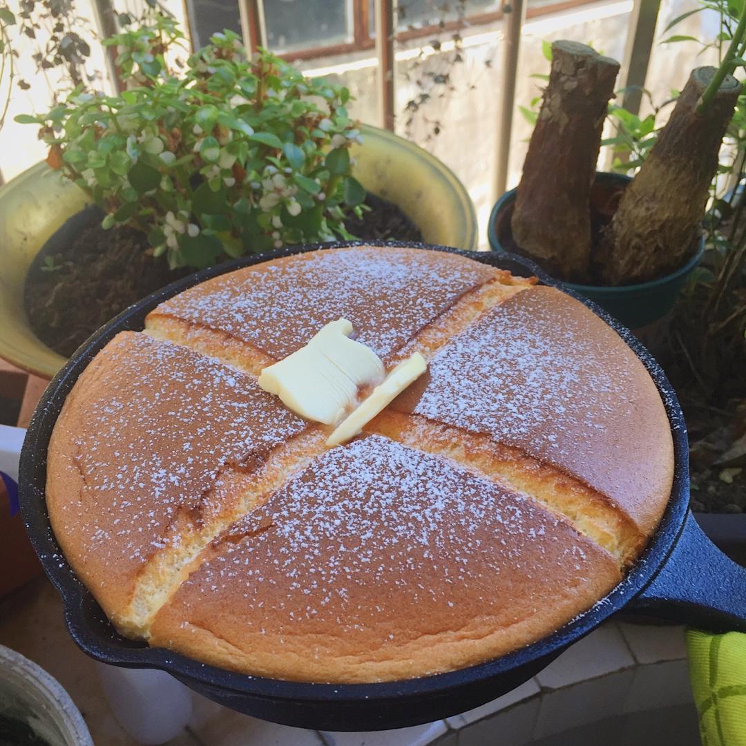 孤独的美食家 铸铁锅卡斯特拉松饼