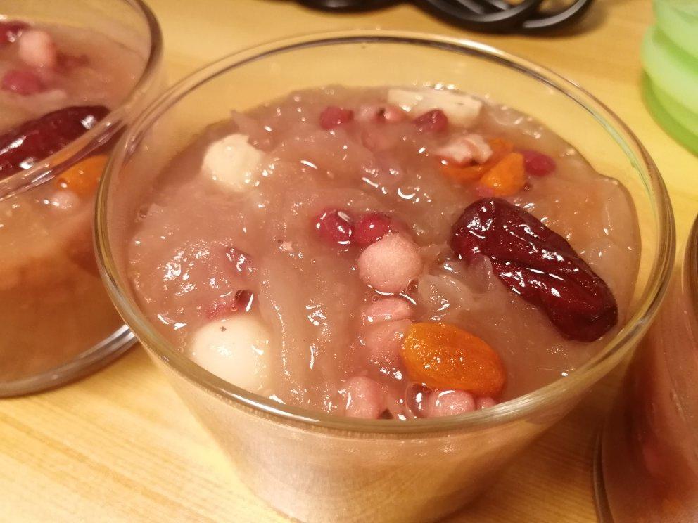 嘟嘟嘟嘟嘟嘟嘟嘟x999做的红豆银耳羹