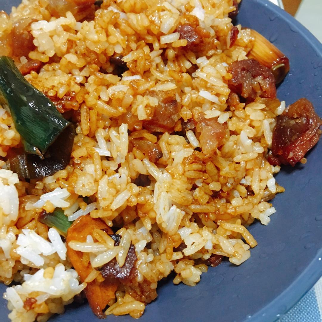 腊味煲仔饭（电饭煲版）
