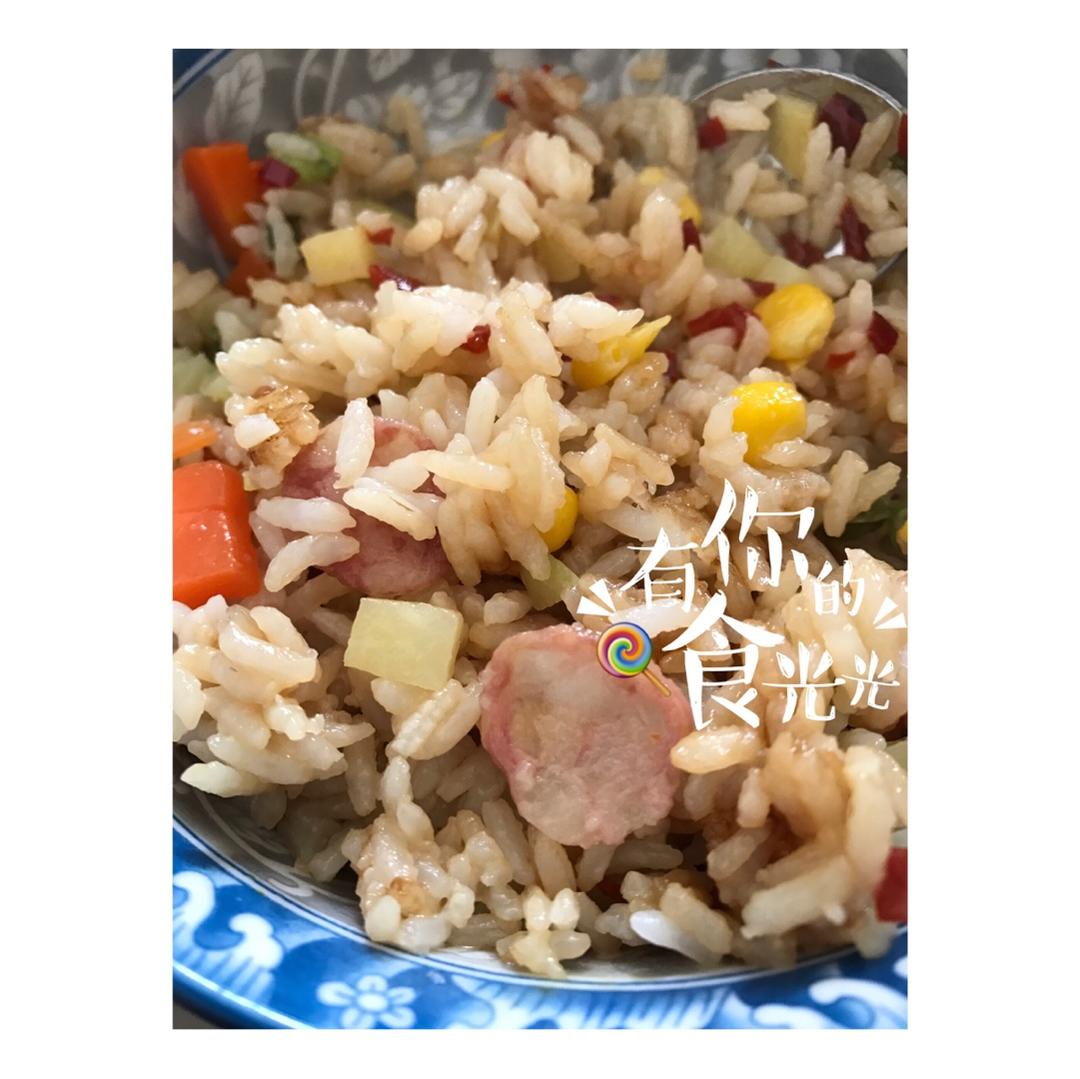 香肠煲仔饭