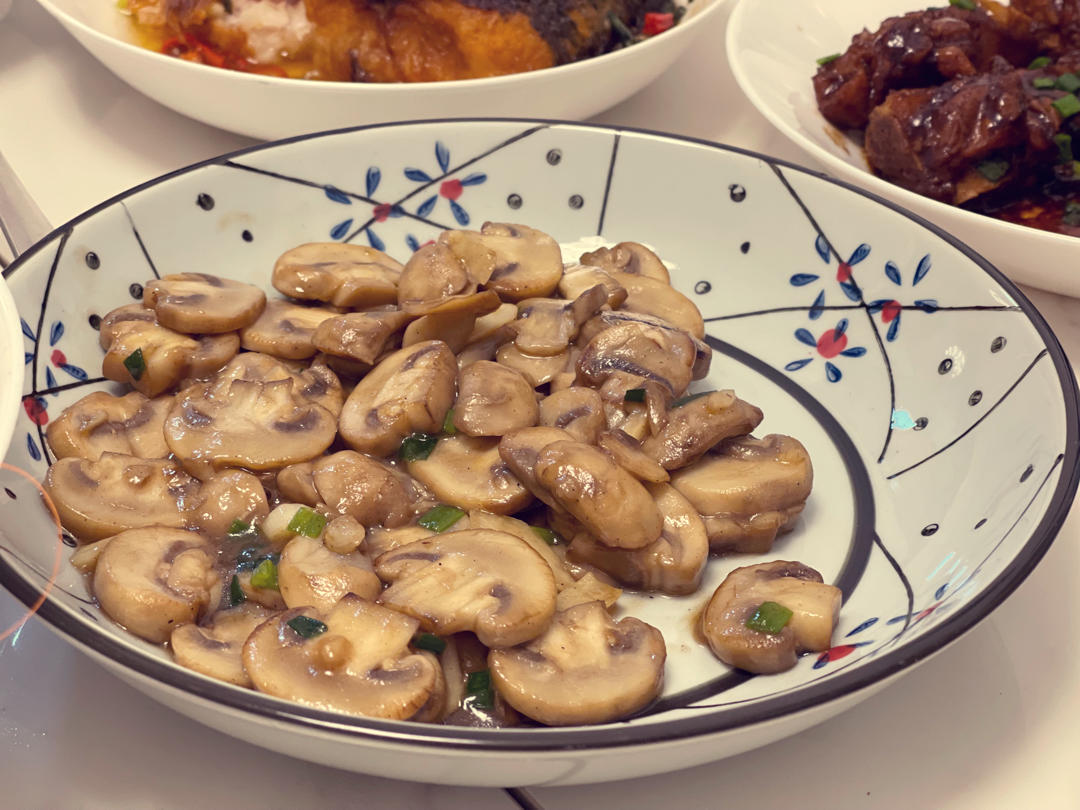 蘑菇炒肉