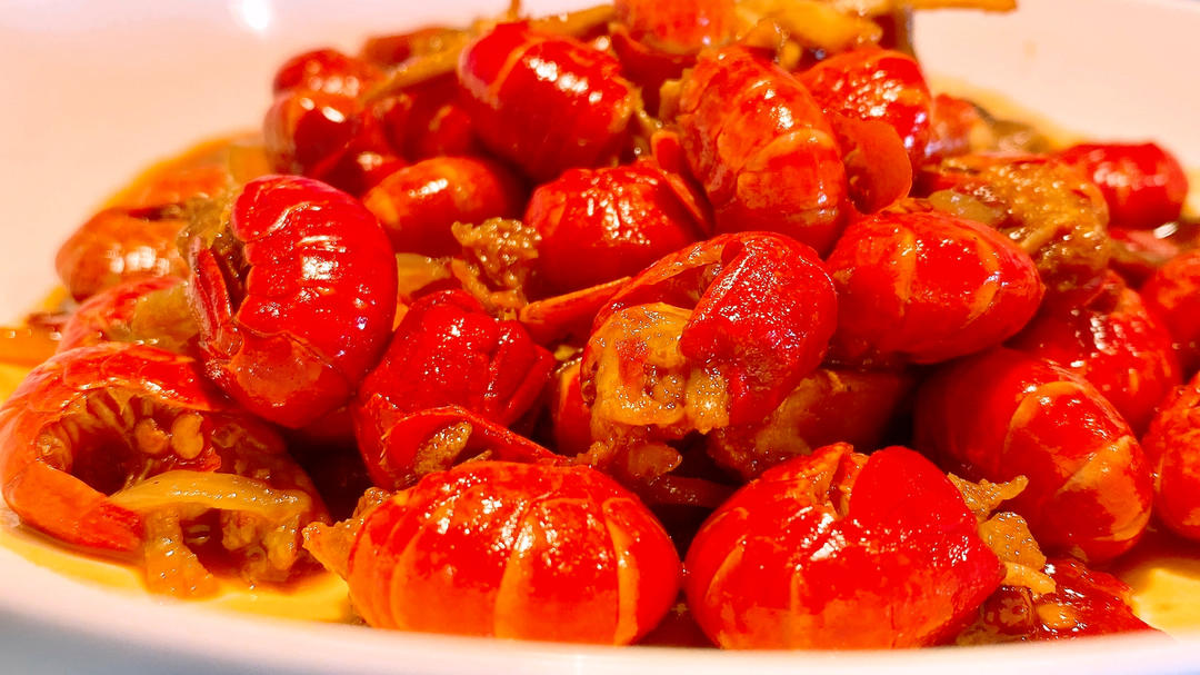 海与萌做的炒虾尾香辣