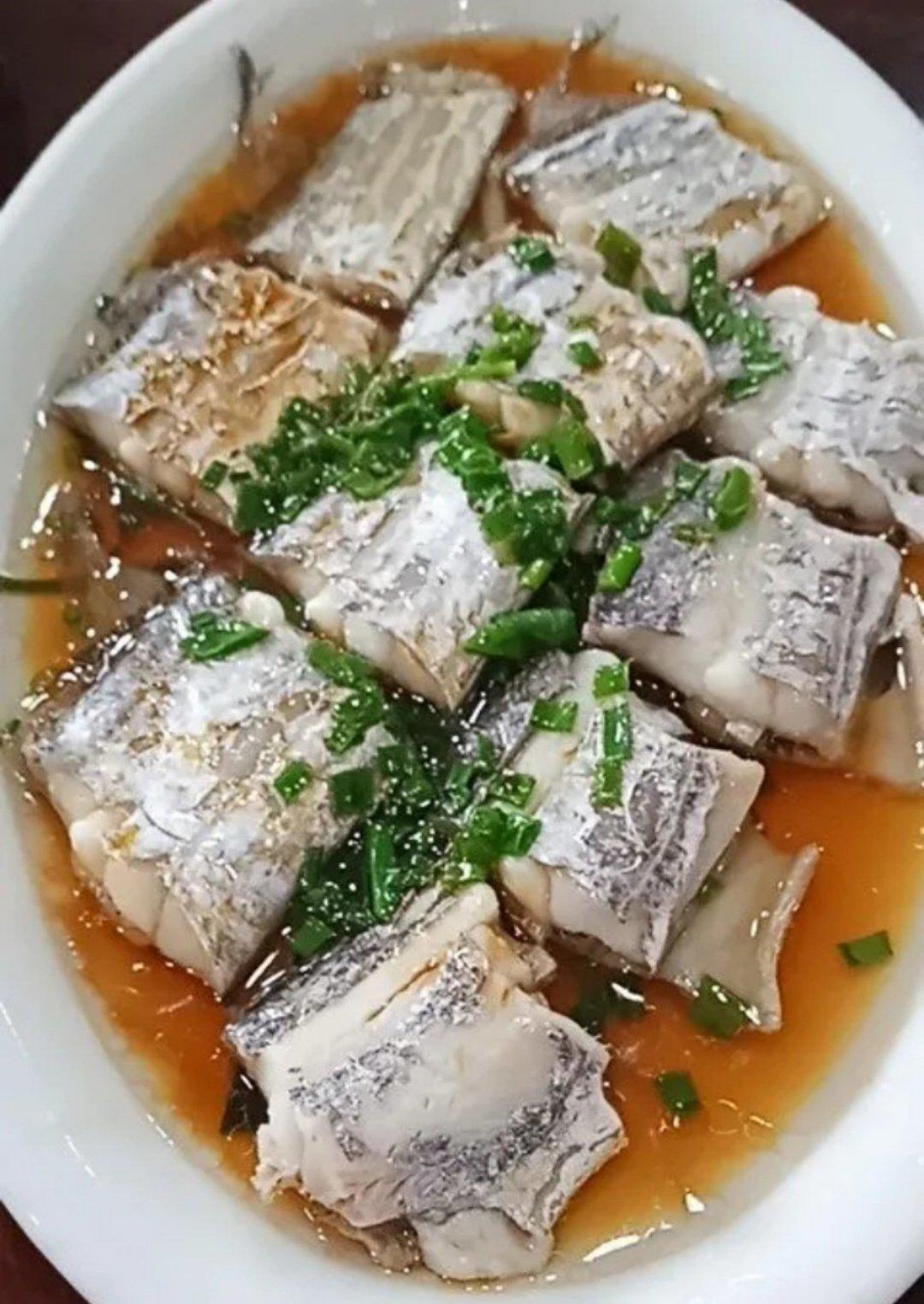 做饭就是锻炼做的清蒸带鱼检验带鱼是否新鲜的不二法门