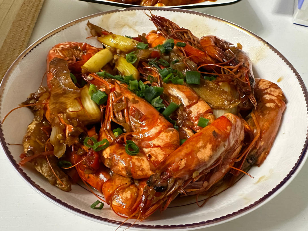 听说这是小朋友最爱吃的红烧虾🦐