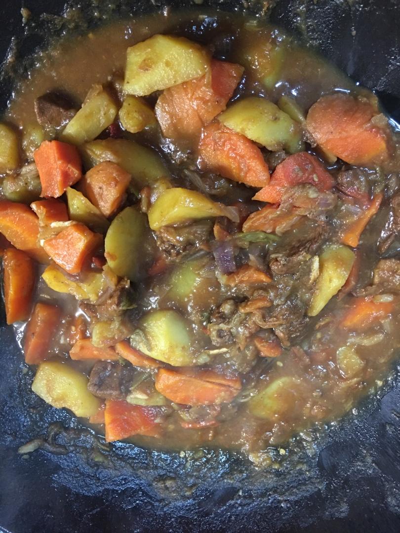 红烧牛肉土豆 （独家秘制）