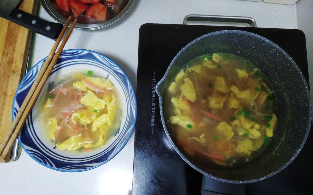 鸡蛋萝卜丝三鲜汤
