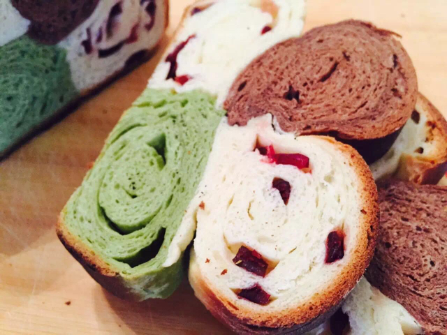 蔓越莓三色吐司