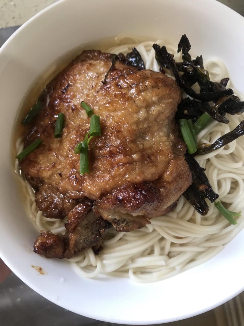超嫩超香的葱烤大排