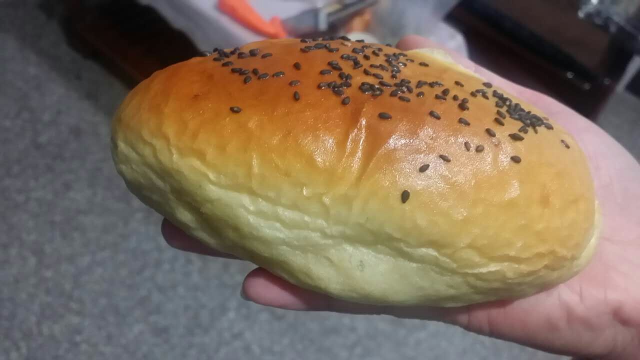 肉松沙拉酱面包（65度汤种）