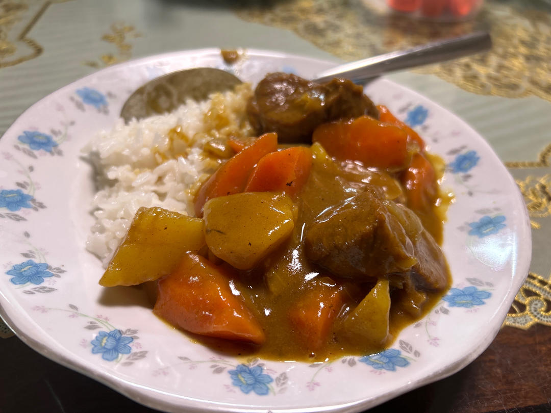 日式牛肉咖喱饭