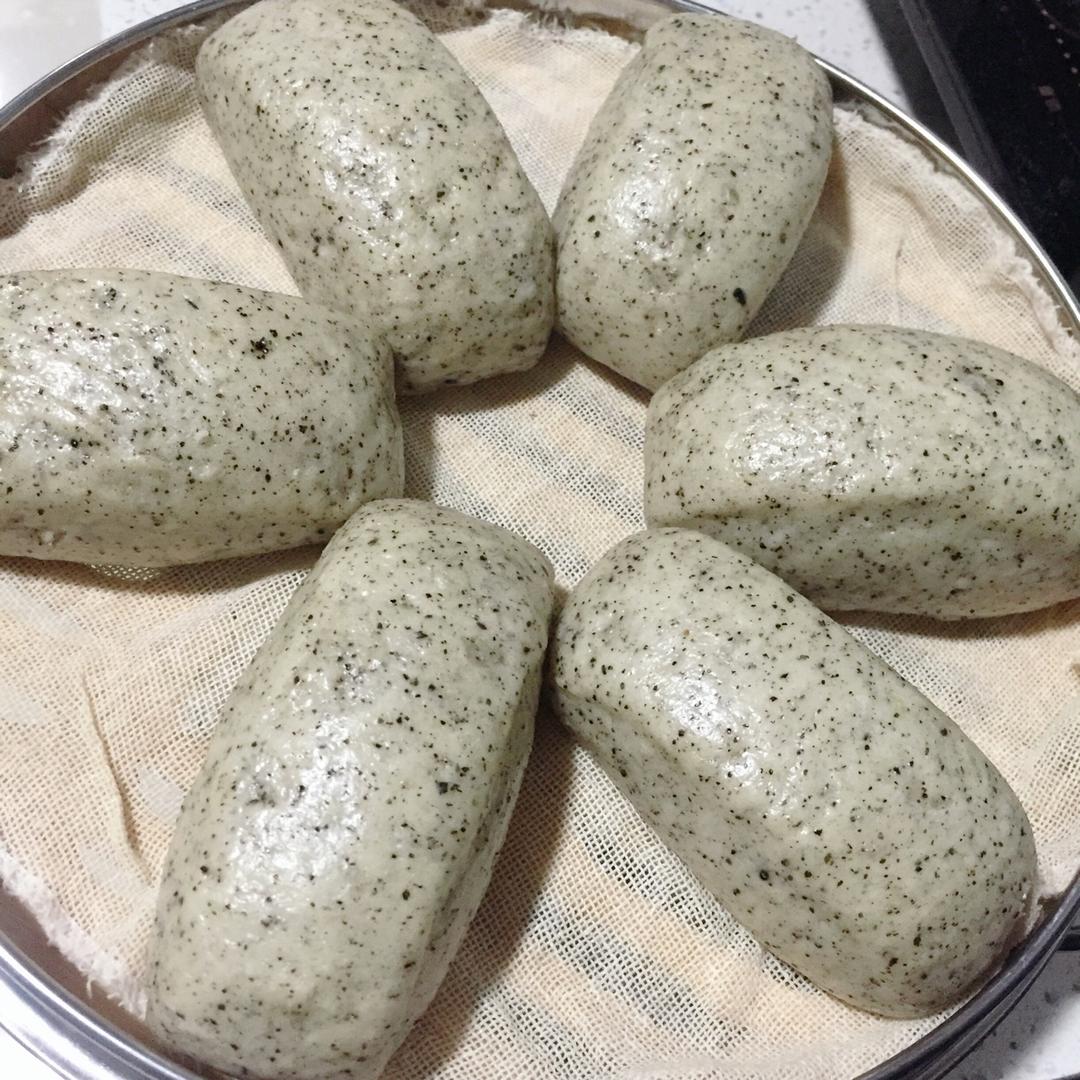 黑芝麻馒头  宝宝健康食谱