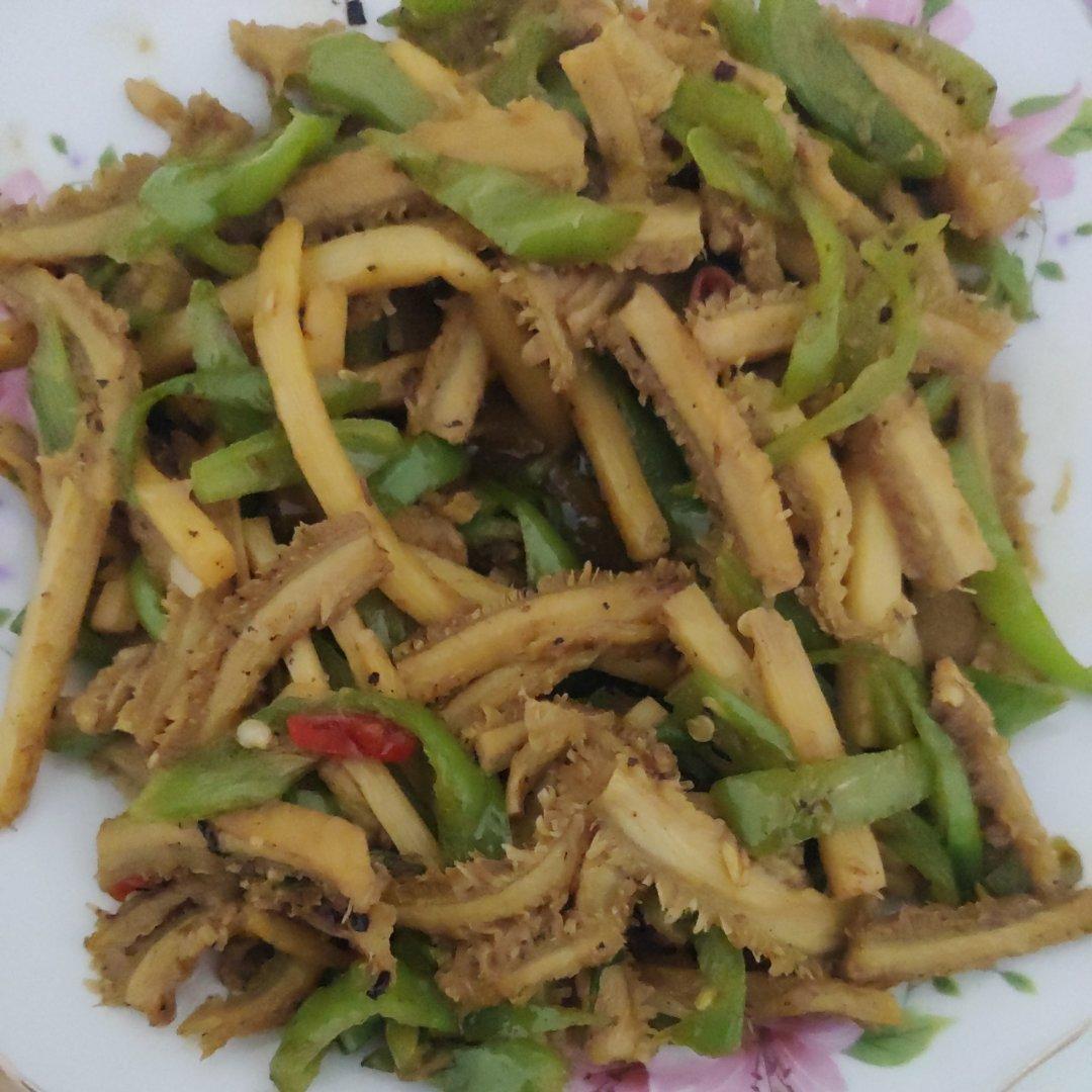 青椒炒牛肚丝