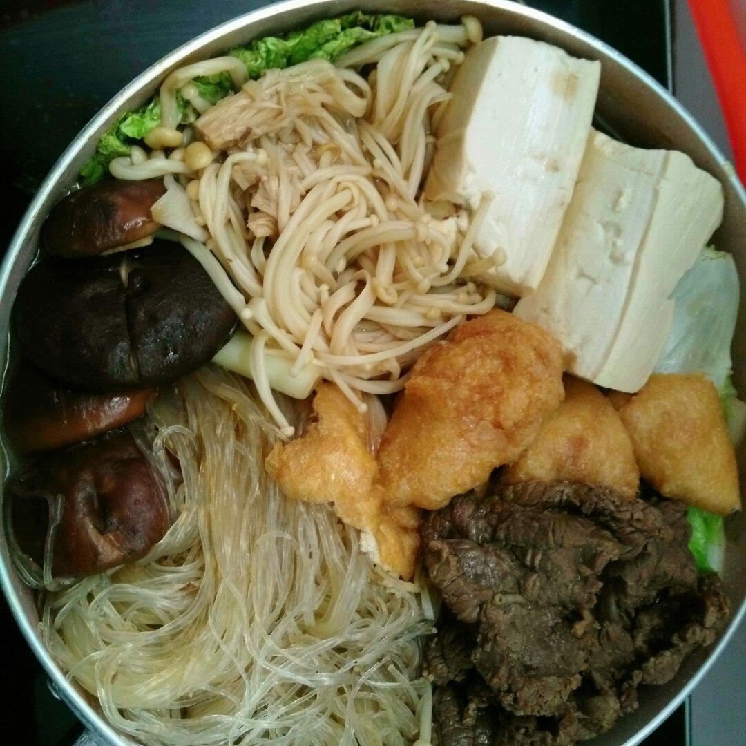 寿喜烧（日式牛肉火锅）