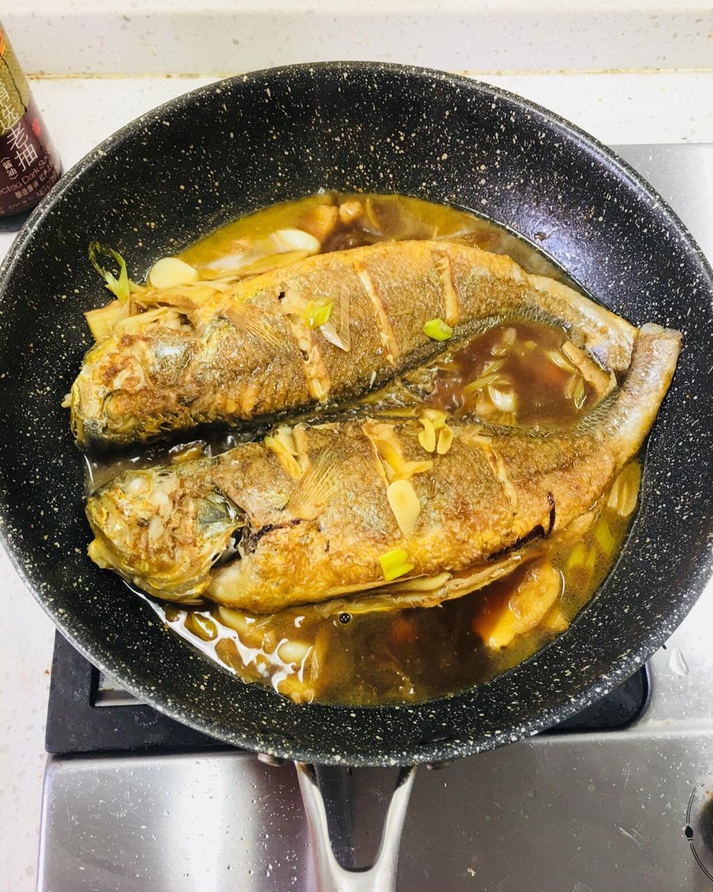 红烧黄花鱼