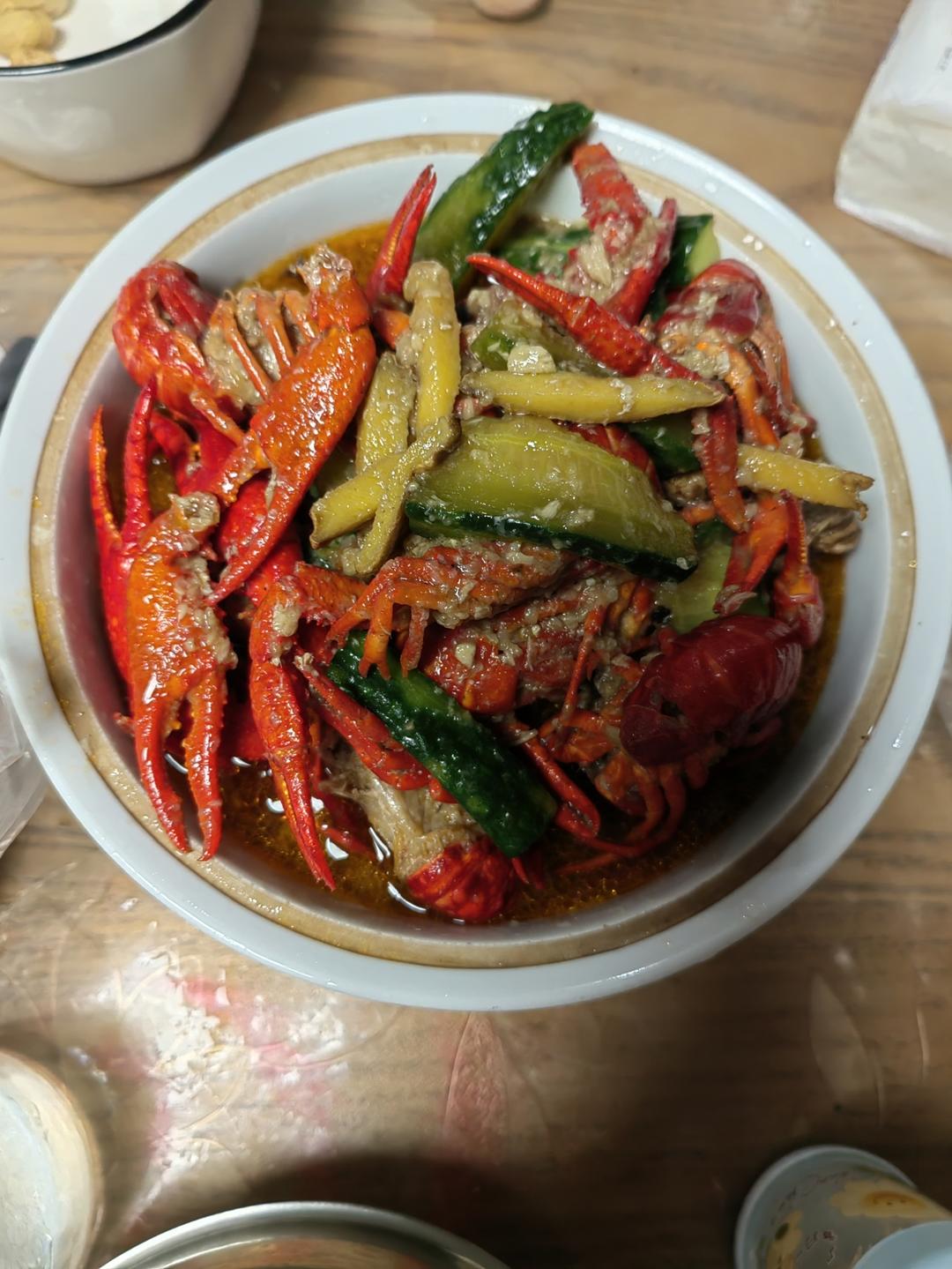 香辣小龙虾-超详细处理干净步骤！