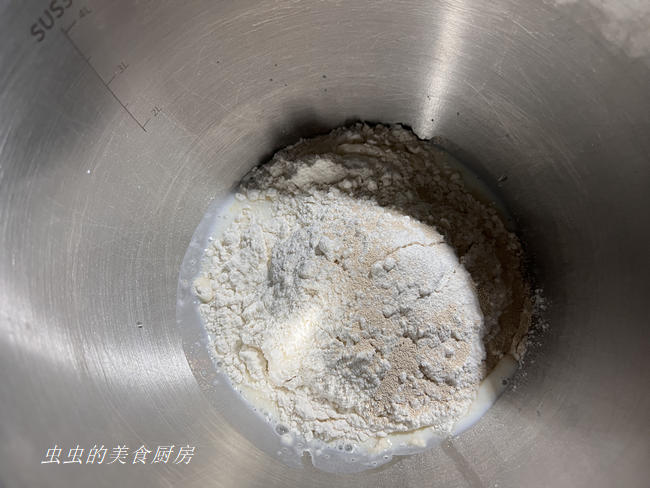 纯奶手撕吐司的做法 步骤1