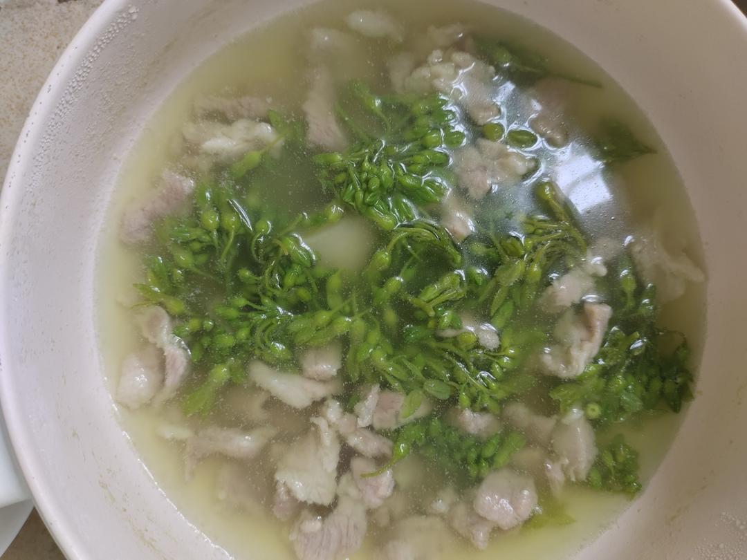 夏天，用夜来香做汤特鲜美！