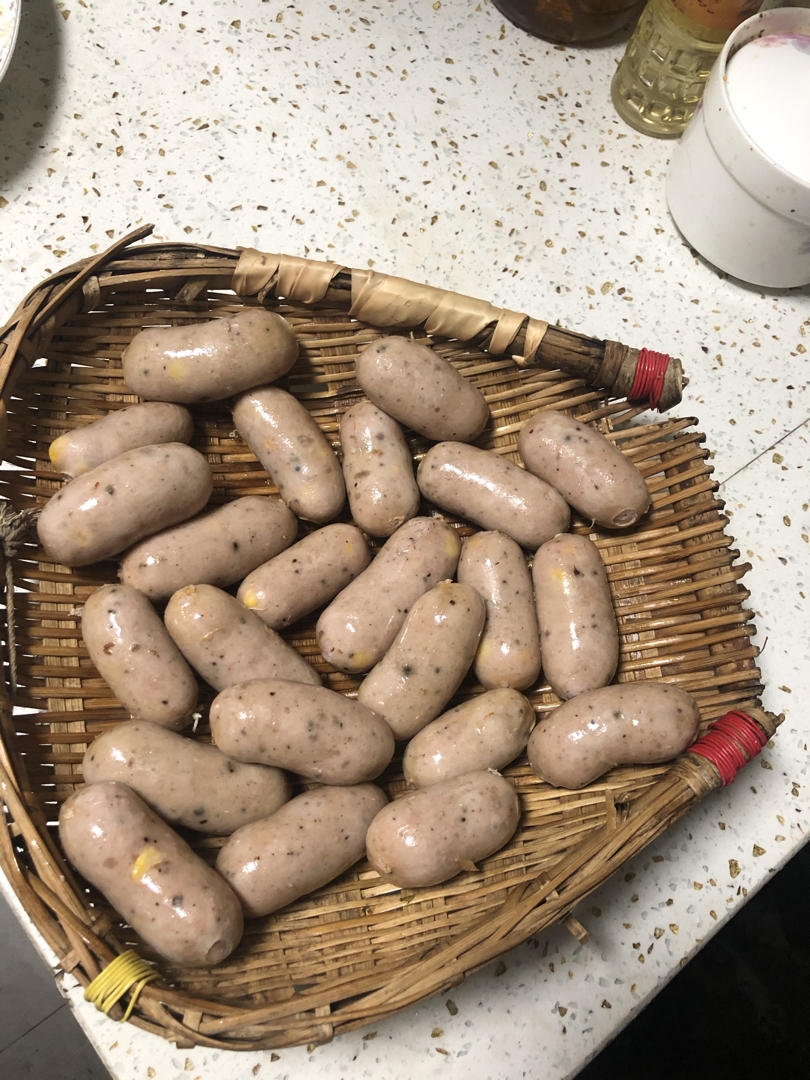 Q弹多汁的自制台式脆皮肠——绝对秒杀市售