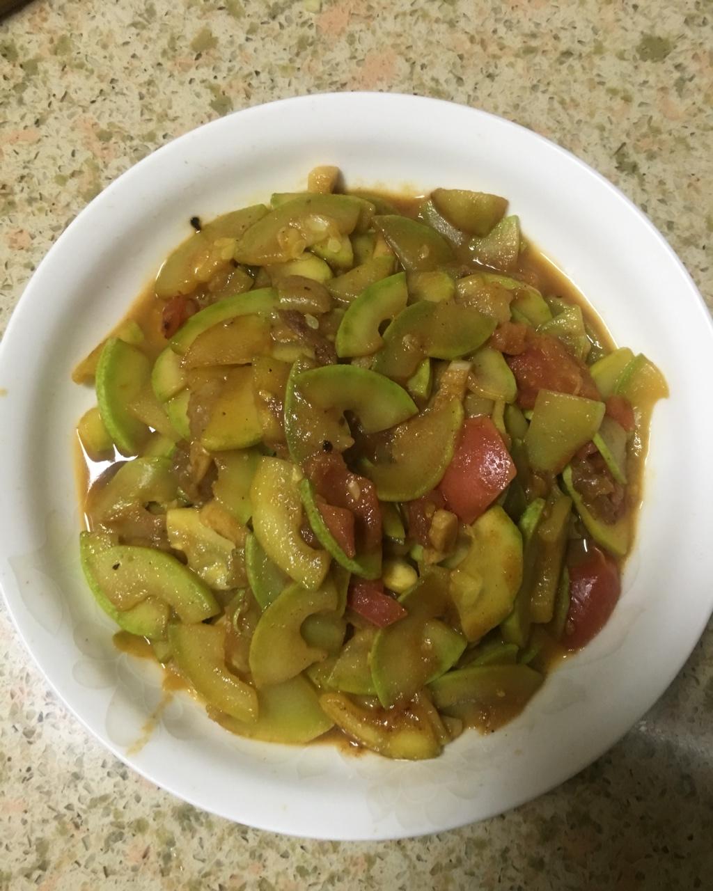 一棵树苹果树做的素炒葫芦瓜