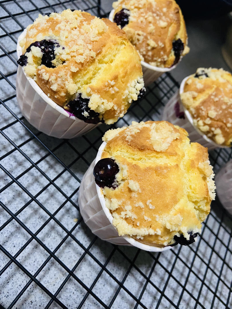 会爆浆的蓝莓玛芬蛋糕