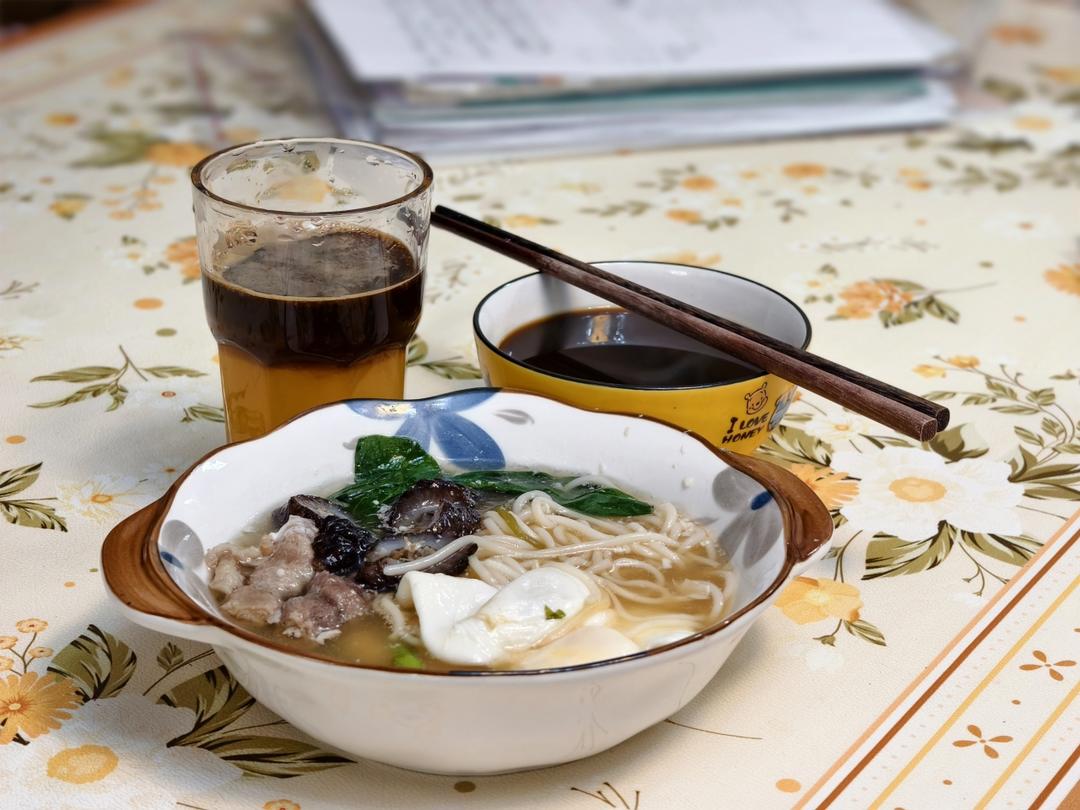 早餐•2025年12月4日